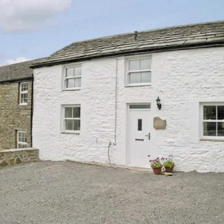 Issac'S Byre *